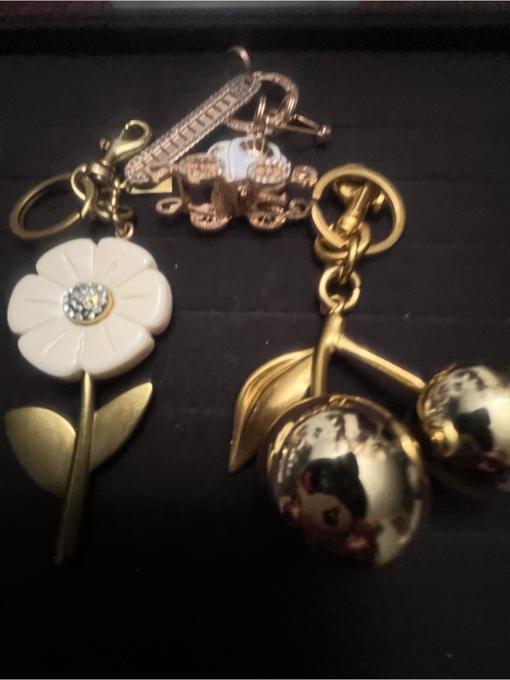 Gold Cherry & Cream Flower Keychain and Carriage keychain - Picture 2 of 6